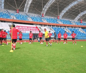 开云体育网址-湘媒：湘超岳阳队承诺赢一场奖10万，如夺冠主力一人一套房