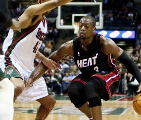 韦德：在这个时代我也能成最顶级三分手 只是当时球队要求我突破